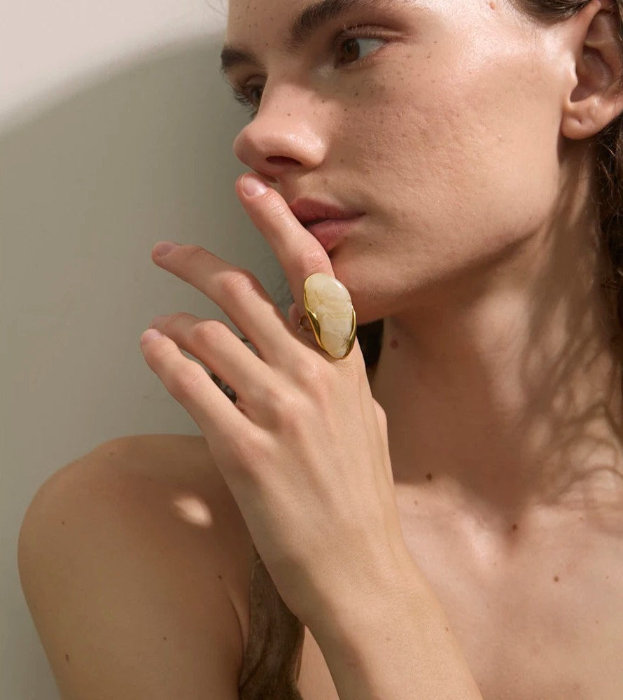 Colorful brown green beige statement fashion ring
