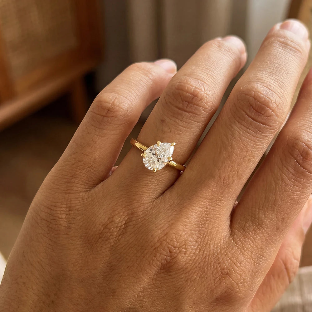Elegant 925 silver interwoven fashion ring for women
