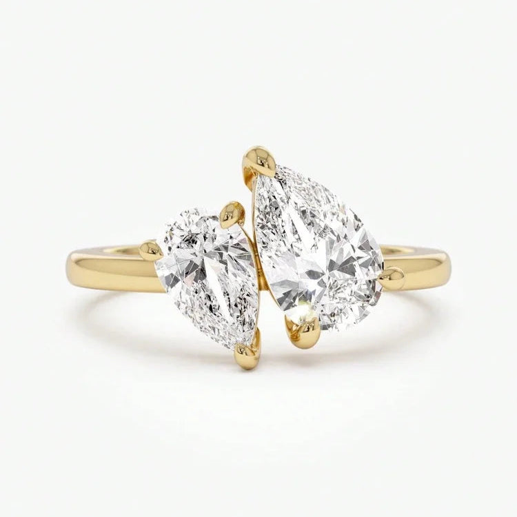 Sterling silver water drop ring with pear shaped CZ stone
