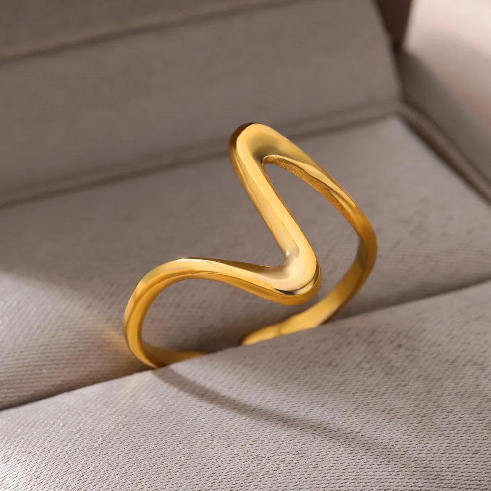 Lightweight stainless steel gold wave ring for women
