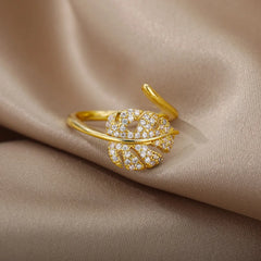 Stylish palm leaf zircon ring for everyday wear
