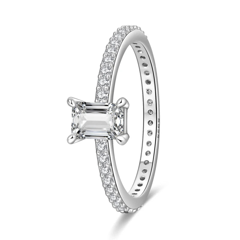 Women’s 925 silver sparkling star fashion ring
