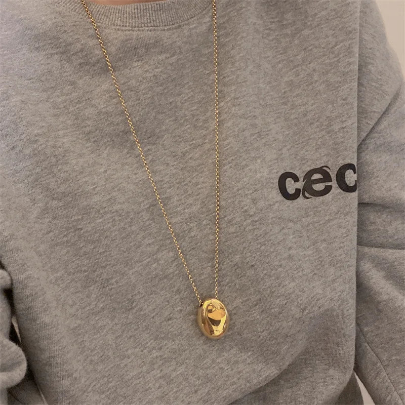 Stylish minimalist geometric pendant jewelry necklace
