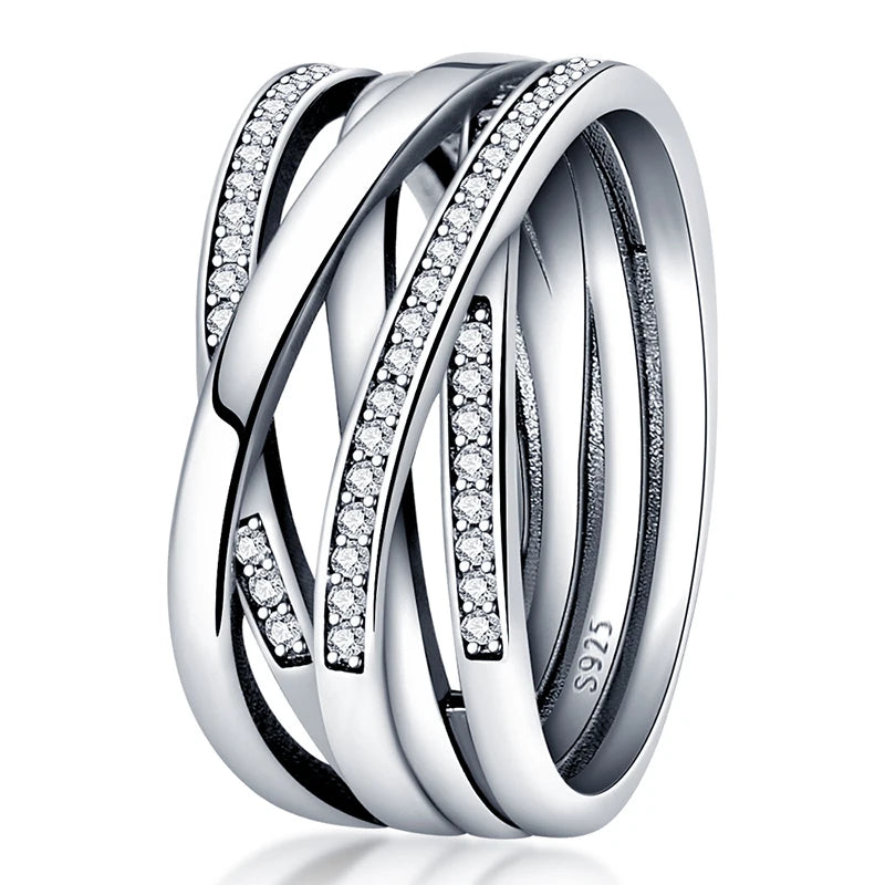 Modern star inspired zircon ring in 925 silver