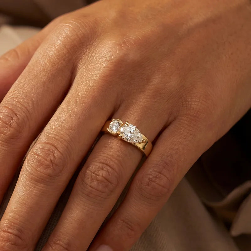 Sterling silver water drop ring with pear shaped CZ stone
